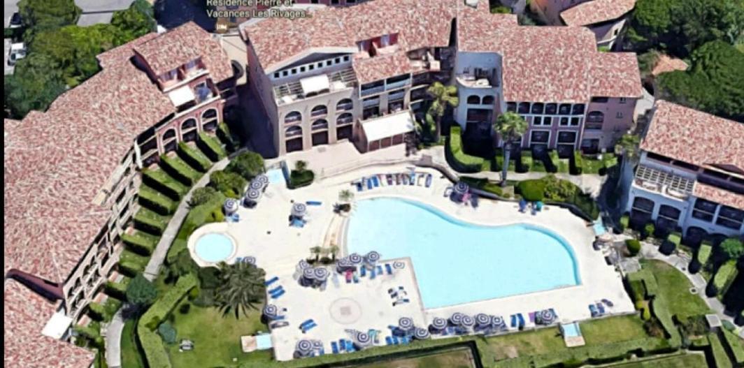 Appartement T2 - Bord De Mer - Piscine Six-Fours-les-Plages Exterior photo